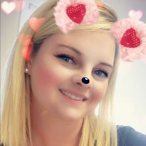 Meet your Posher, Cassie